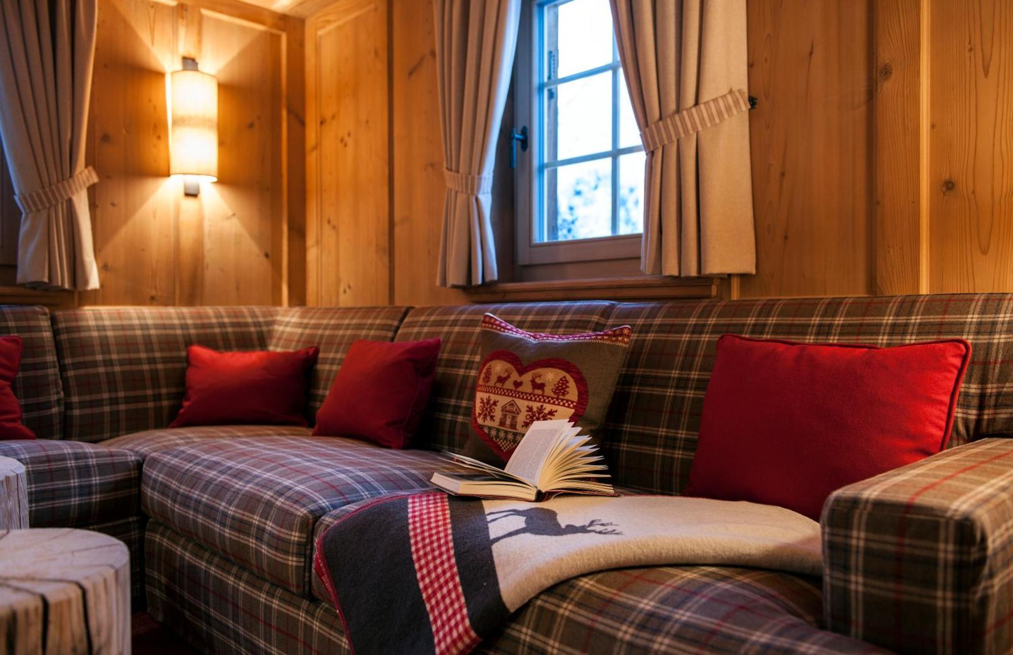 Chalet Berghof Sertig Clavadel Szoba fotó